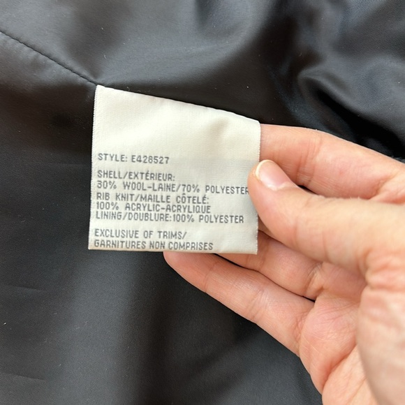 Preloved Esprit Black Coat with Pockets and Hoodie - Picture 5 of 12